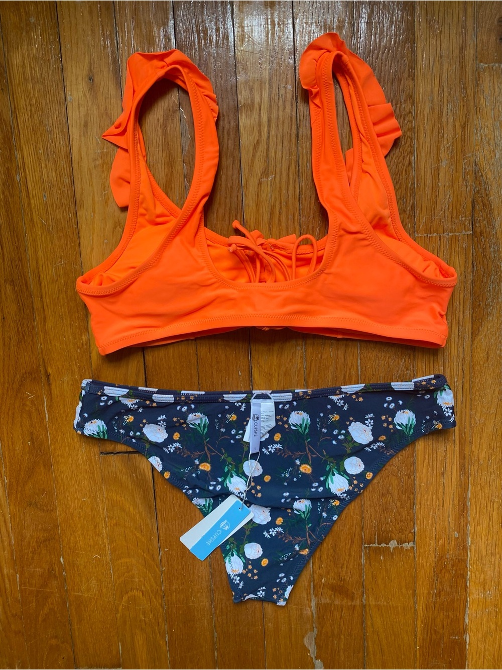 NWT Cupshe Orange Ruffle Bikini Top with Navy Floral Bottom - Picture 3 of 9